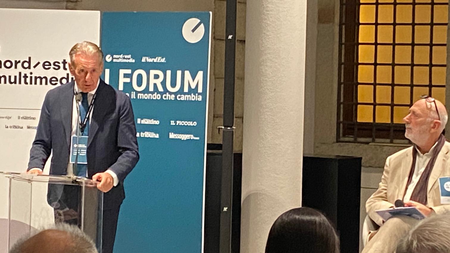 L'intervento dell'assessore Fabio Scoccimarro al Forum Energia
